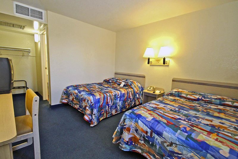 motel 6 turlock ca