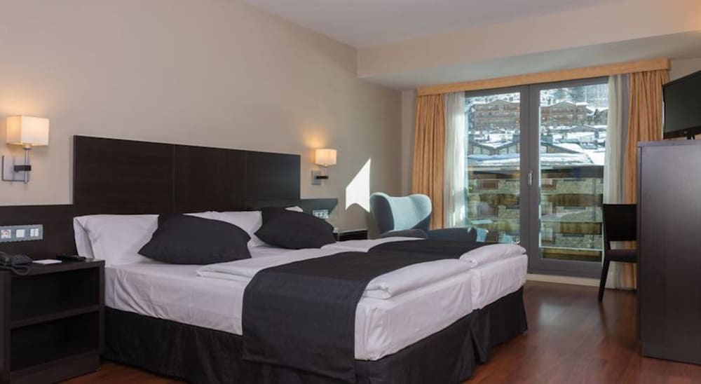 hotel font dargent canillo