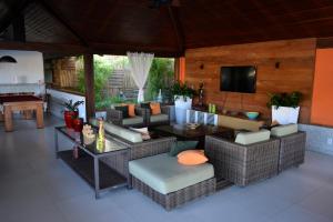 hotel ville la plage and beach club