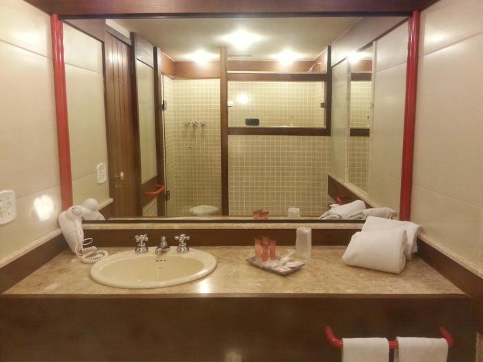 sailing hotel and spa