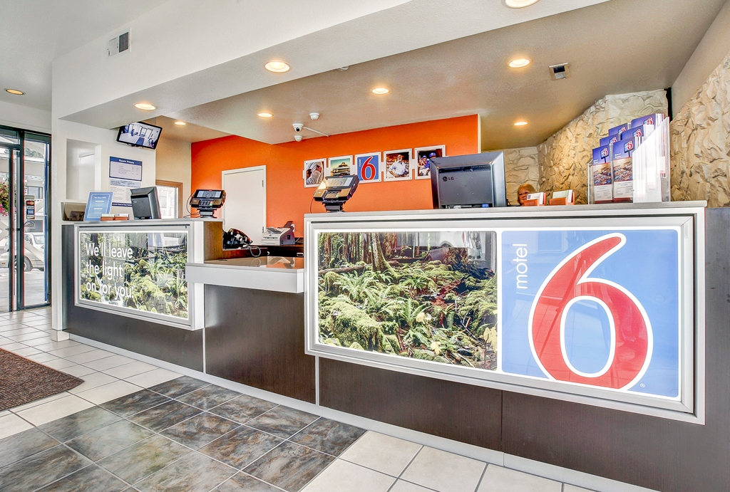 motel 6 coos bay or