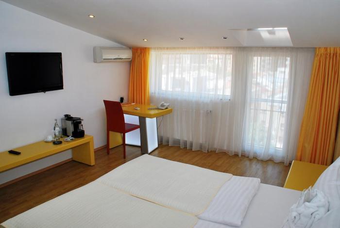 hotel christina