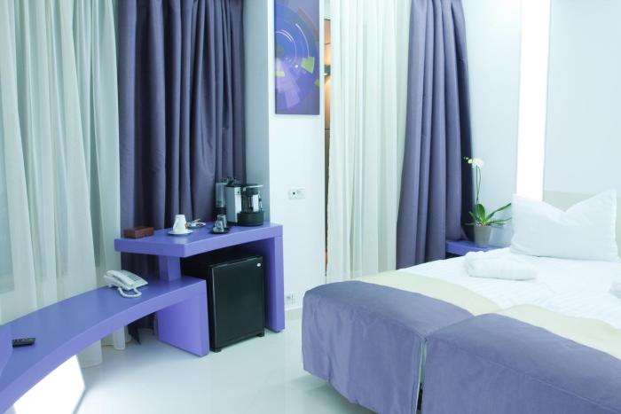 hotel christina