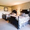 The Manchester View,Bennington>>Albany,2.5 star
