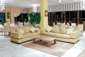 Golden Sand Hotel,Karfas>>Chios,4 star