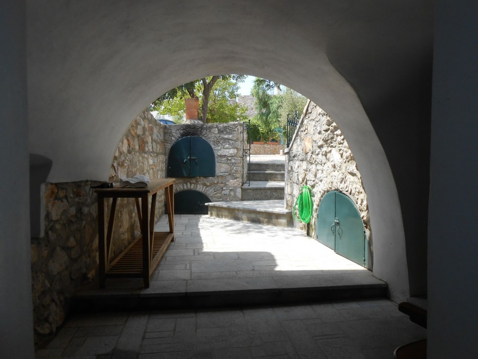 spitakia