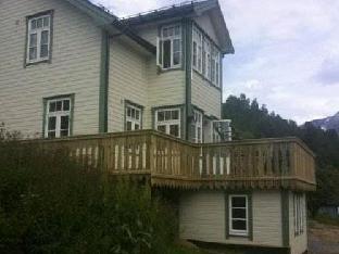 Vollsnes Feriehus Stryn,Hjelle>>Bjordal,3.5 star