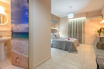 artemis room