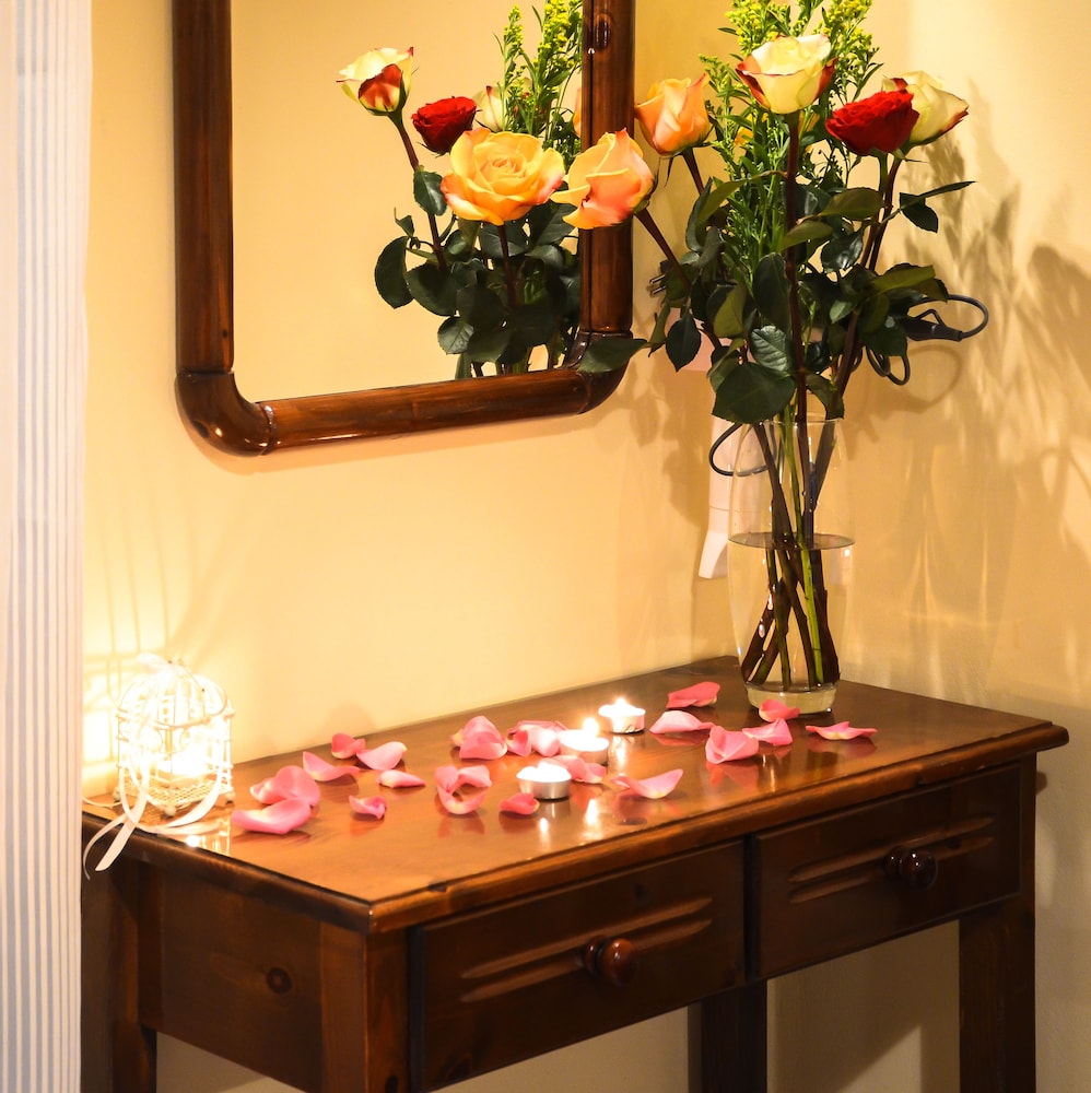 artemis room