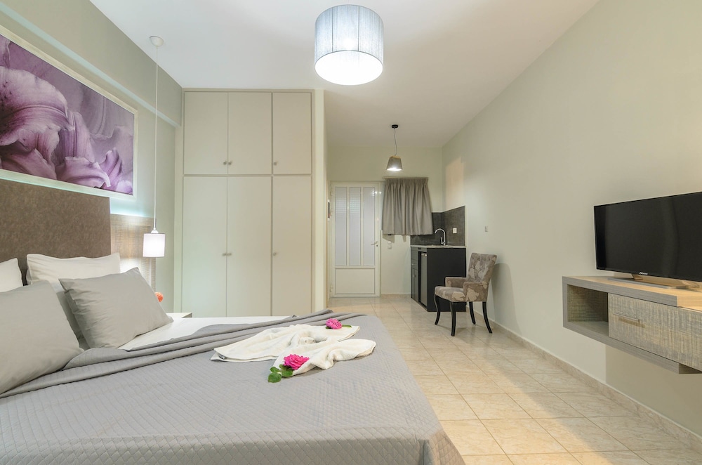 artemis room