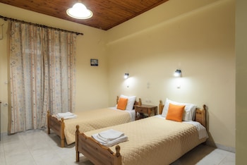 Artemis Room,Amoudi>>Alykes,2 star