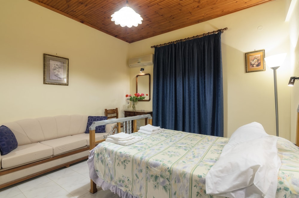 artemis room
