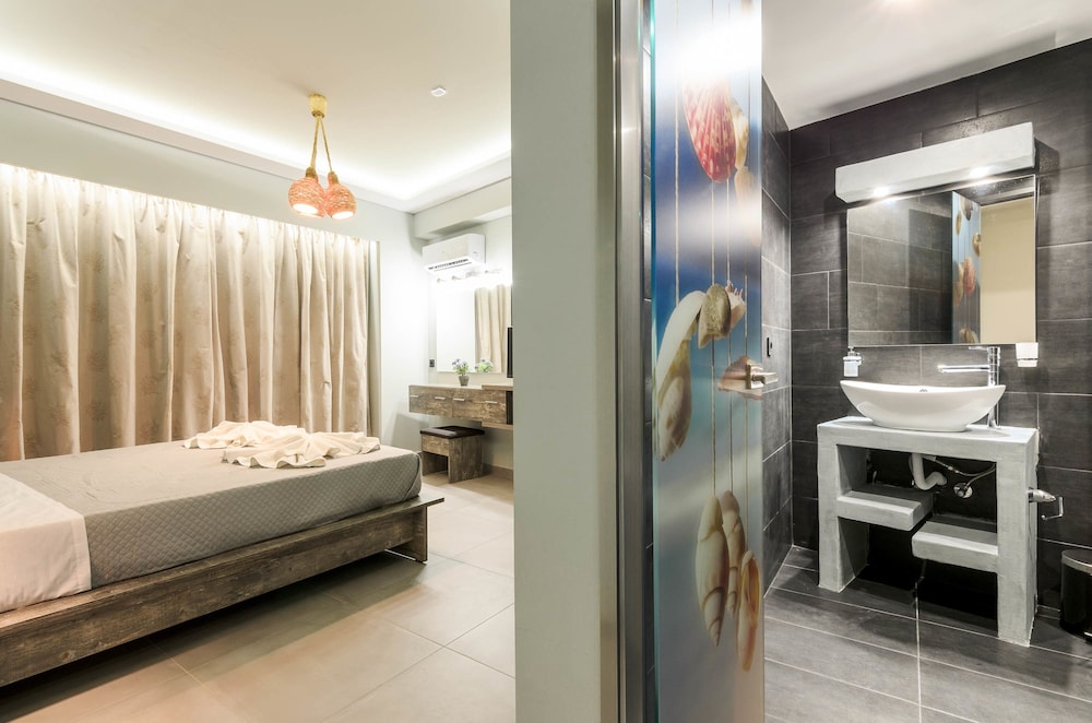 artemis room