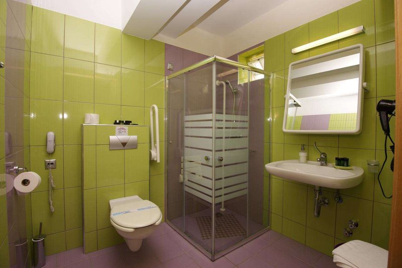 4 epoches hotel