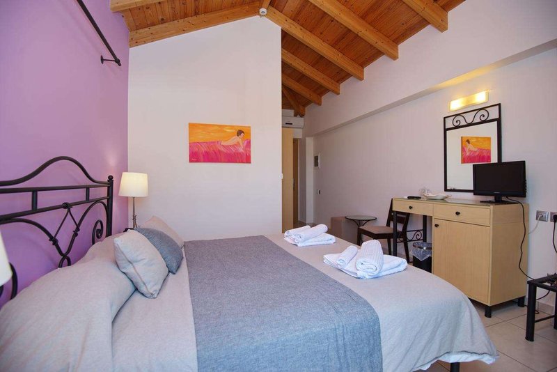 4 epoches hotel