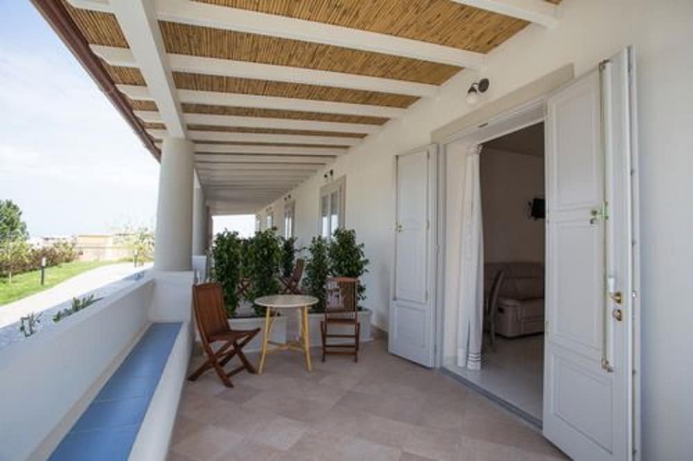 hotel tritone