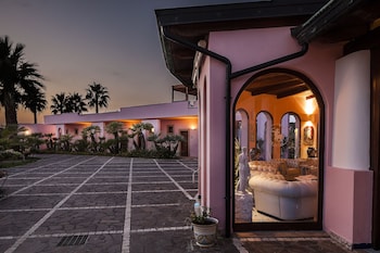 hotel eros