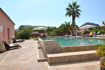 hotel eros