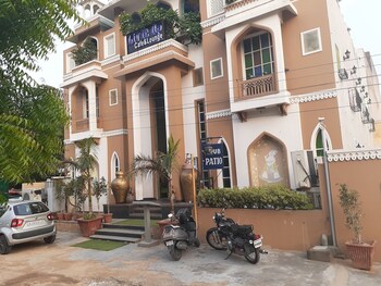 hotel dev villas