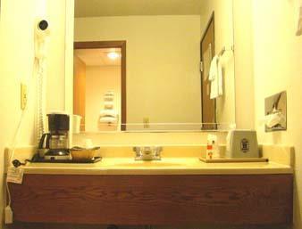 lamoni inn