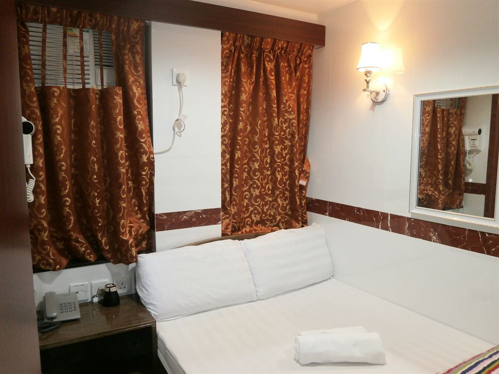 singapore hostel