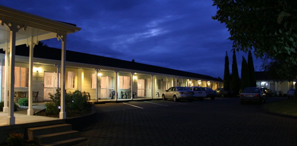 kings court motel