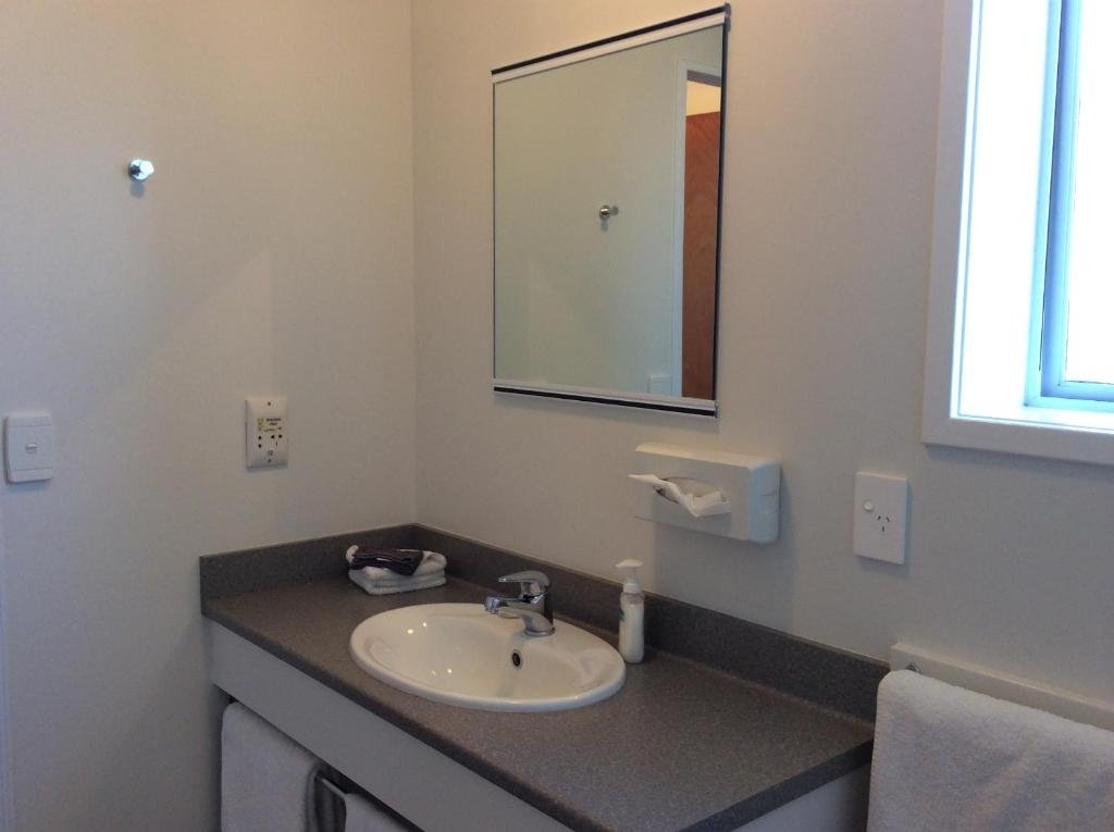 Kings Court Motel,Whanganui>>Wanganui,4 star