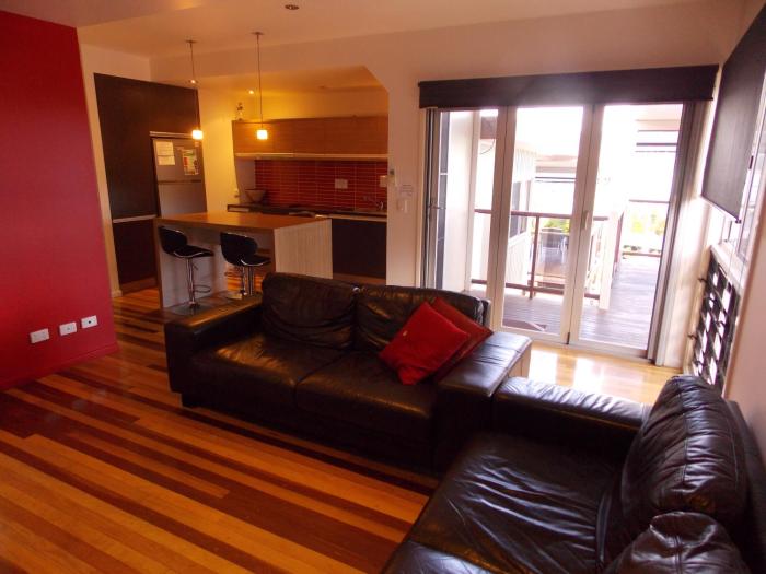 airlie apartments