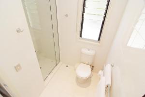 airlie apartments