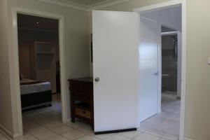 airlie apartments