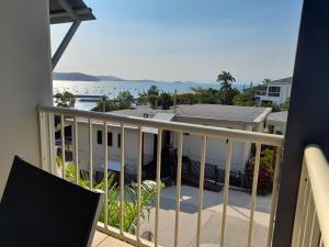 airlie apartments