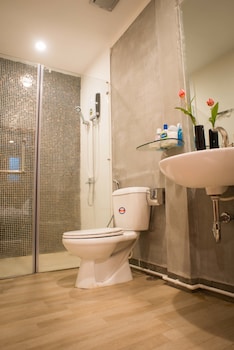 white residence hotel and apartment