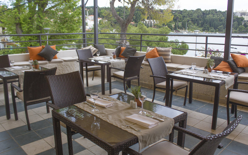 hotel supetar cavtat