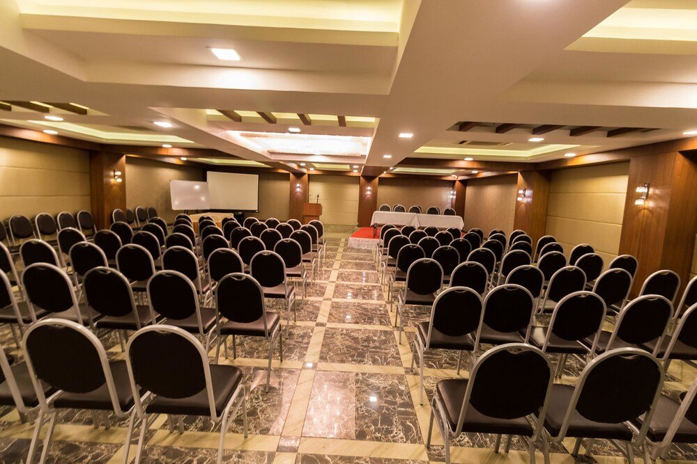 Hotel River View,New Delhi>>Delhi,3 star