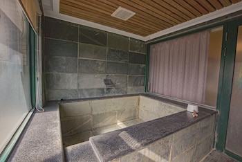 duoai hot spring hotel