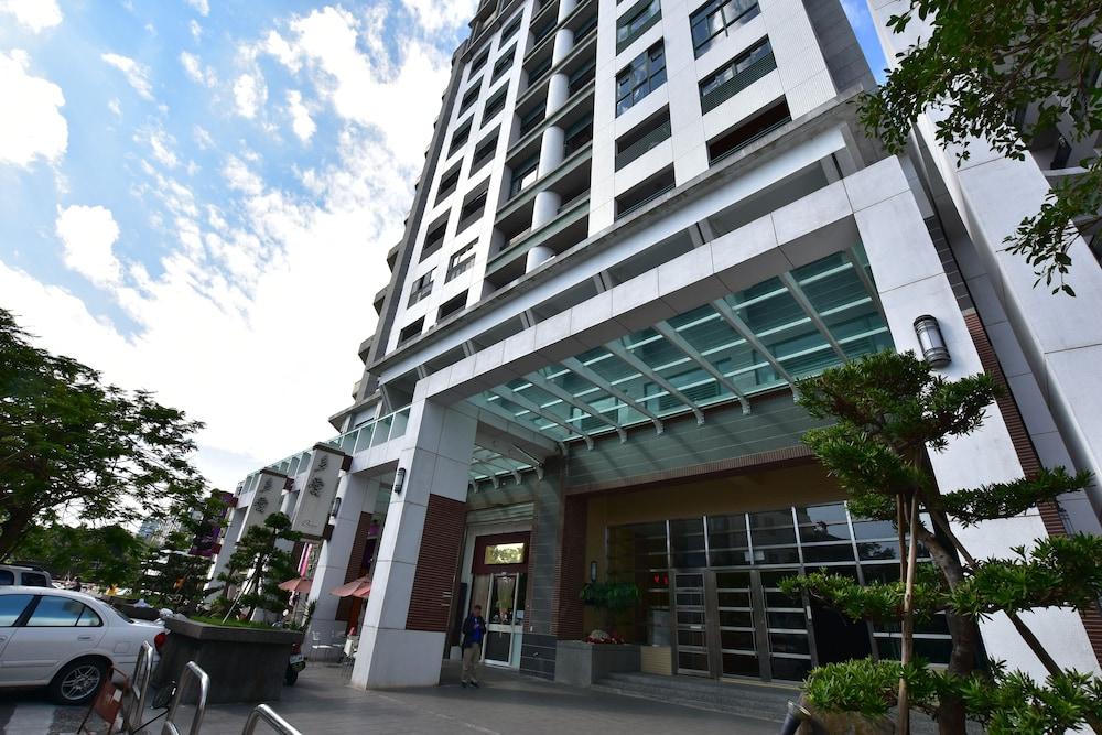 duoai hot spring hotel