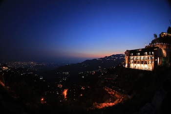 the solitaire resort by lawrence hotels