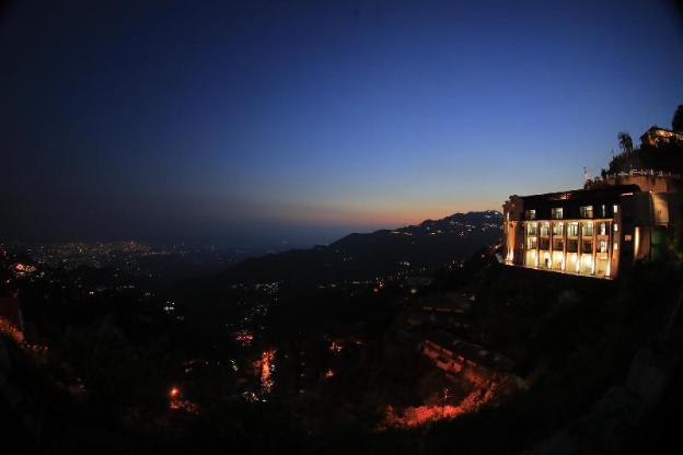 the solitaire resort by lawrence hotels