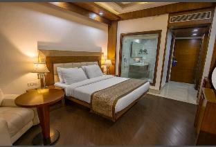 the solitaire resort by lawrence hotels