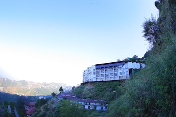 the solitaire resort by lawrence hotels