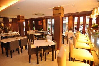 hemingways hotel