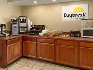 Days Inn By Wyndham Greensboro Airport,Greensboro>>Friendship,2 star