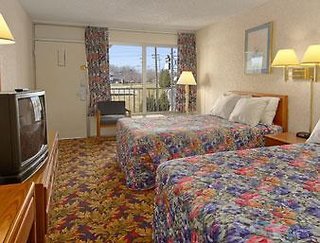 Days Inn By Wyndham Greensboro Airport,Greensboro>>Friendship,2 star