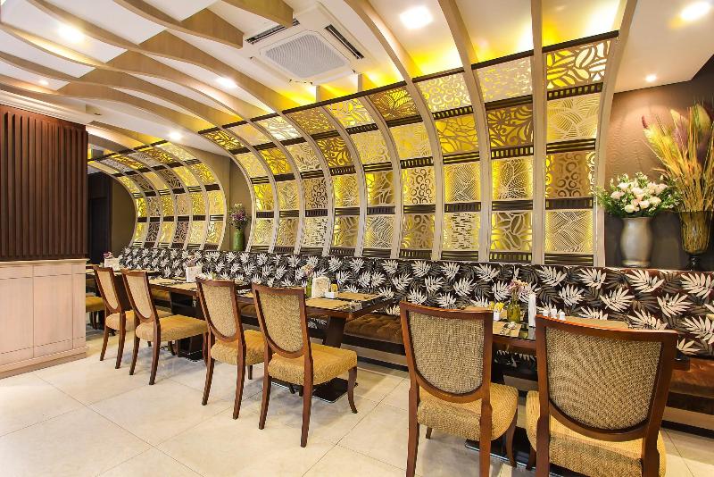 rimnaam klangchan hotel