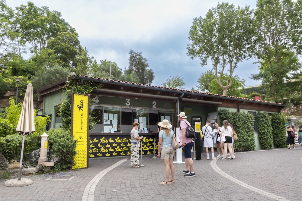 hu roma camping in town