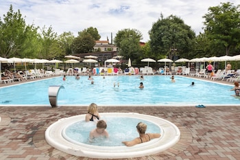 hu roma camping in town