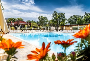 hu roma camping in town