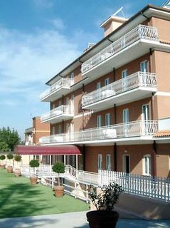 Marini Park Hotel,Grottaferrata>>Castel Di Leva,3 star
