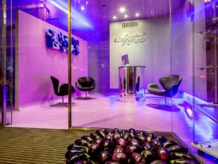 suite sistina for brave lovers