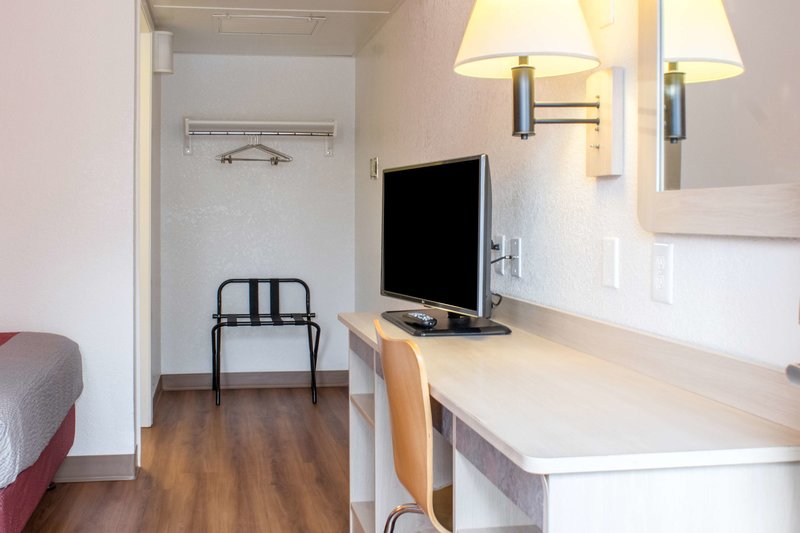 motel 6 kalispell mt